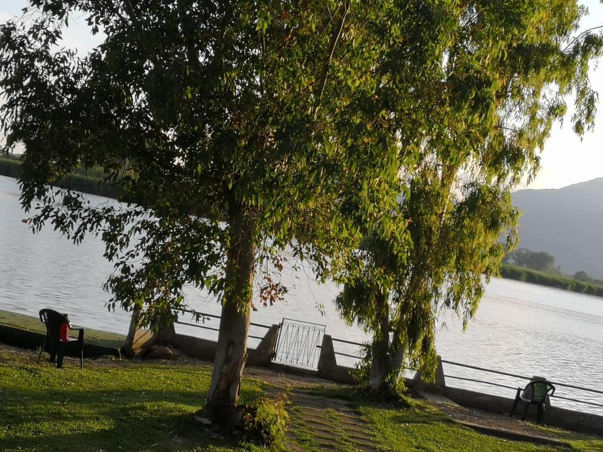 Magia Sul Lago Di Fondi 蒙泰圣比亚焦 外观 照片